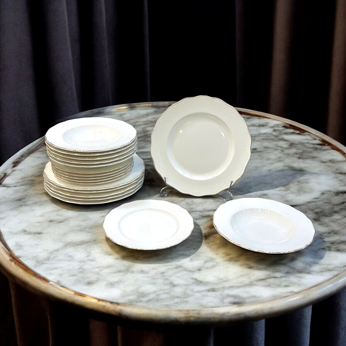 Imperial plate set 18pc
