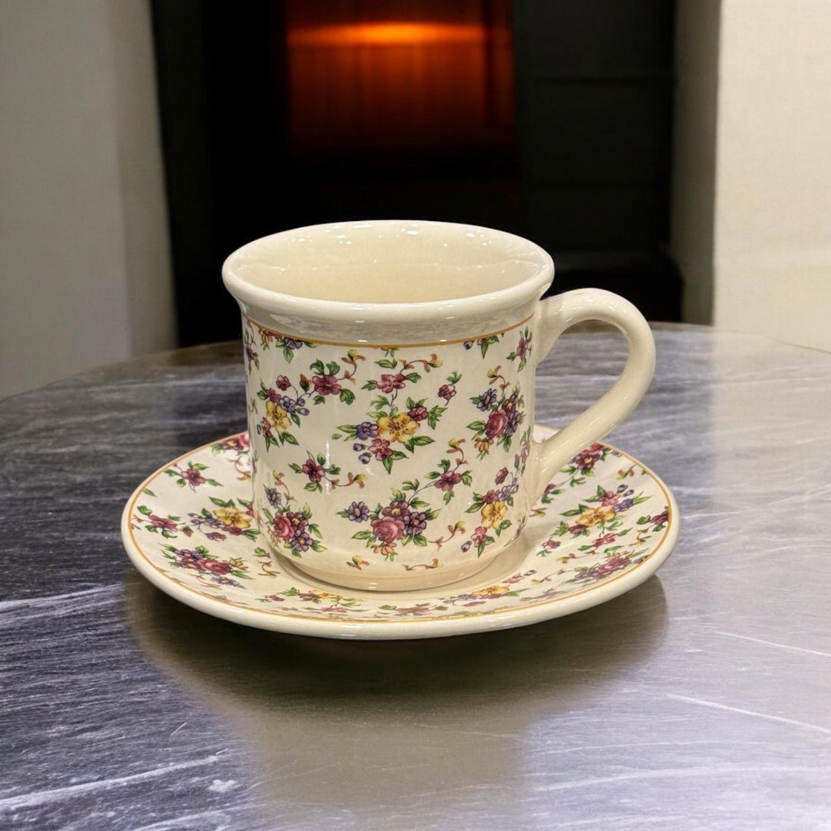6 Cups and Saucers