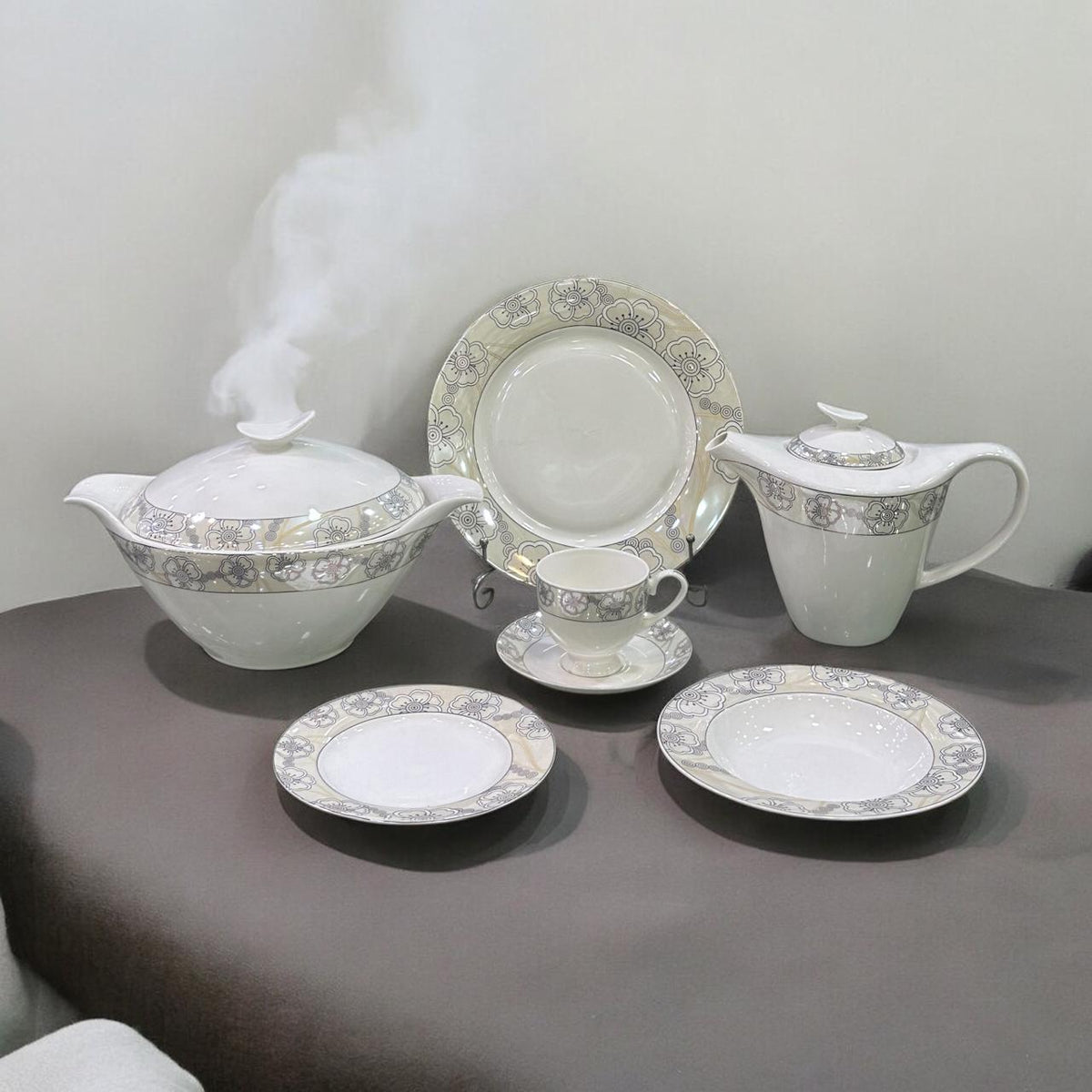 Bone china Dinner set 61pcs
