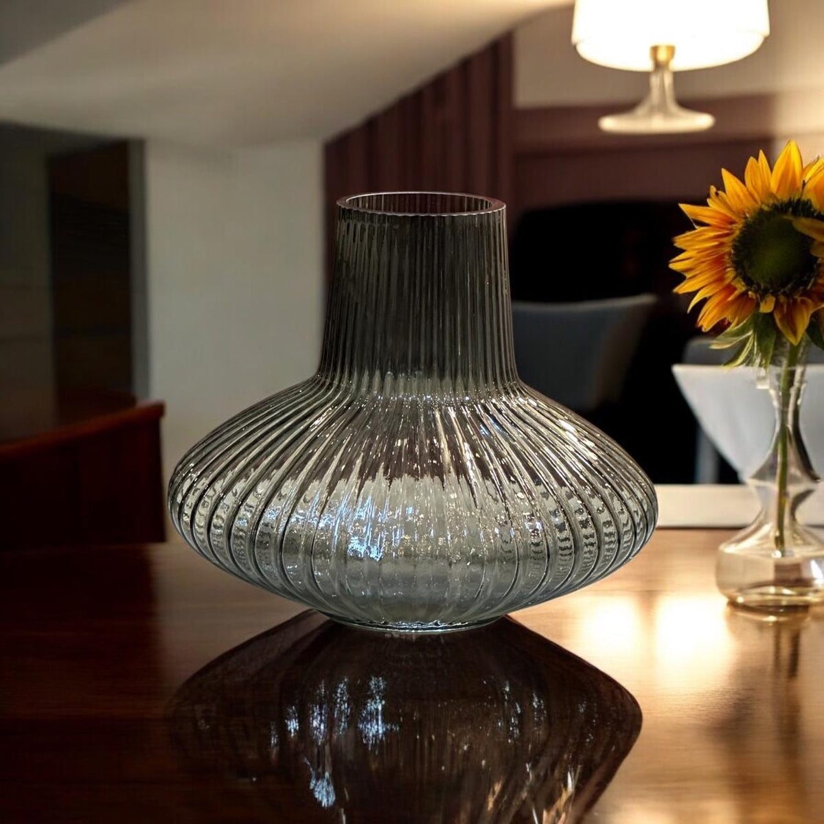 Glass vase