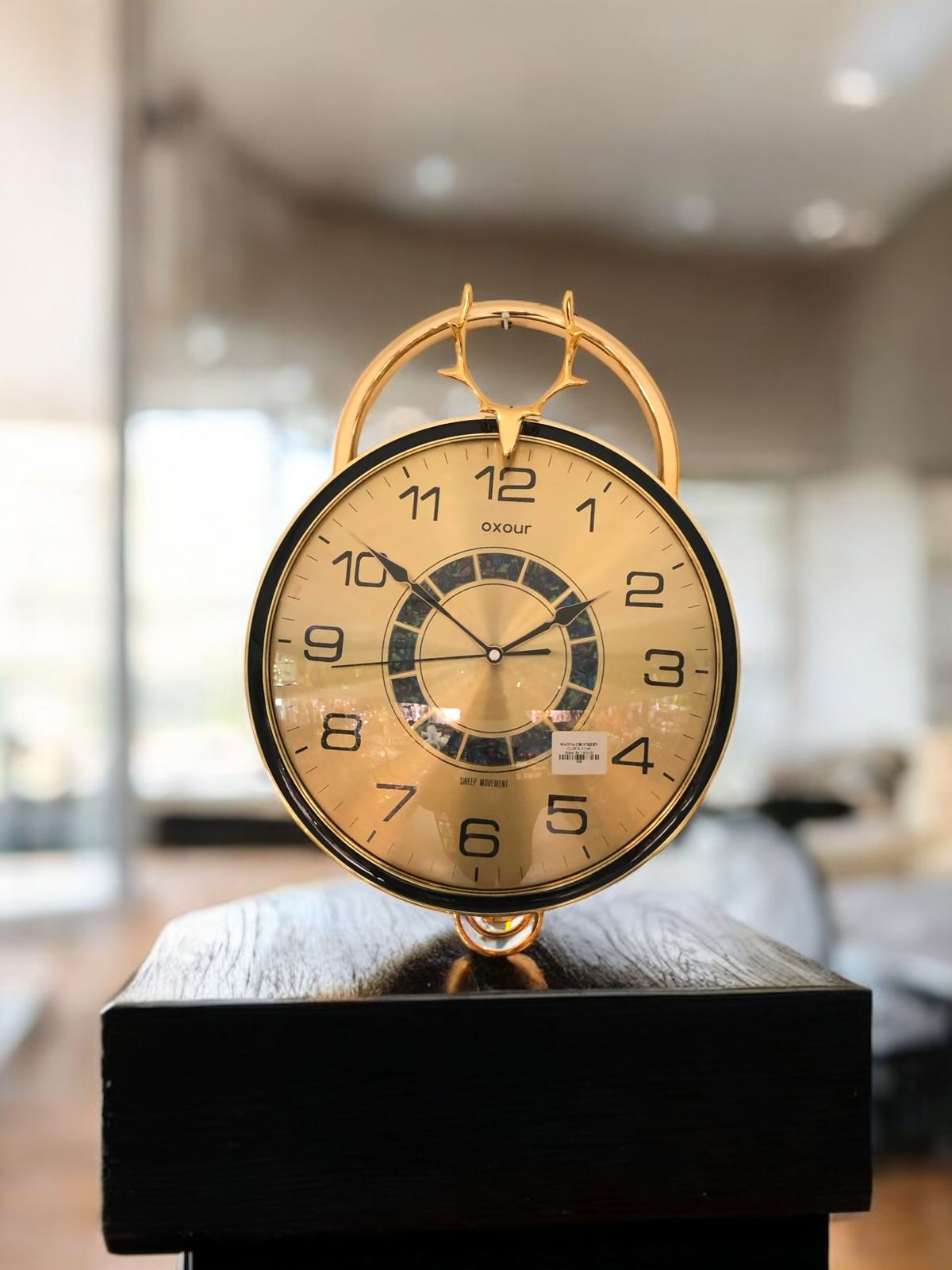 Elegent wall clock