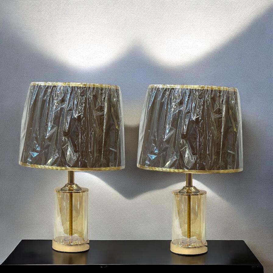 Glass lamp with shade