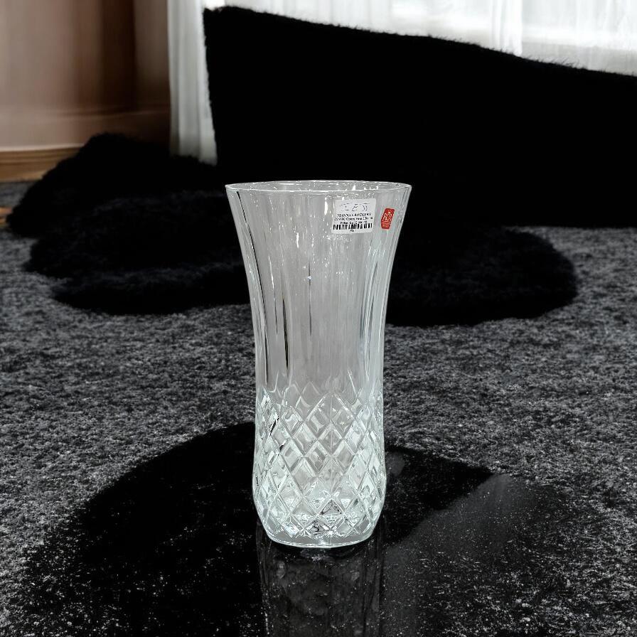 Glass vase