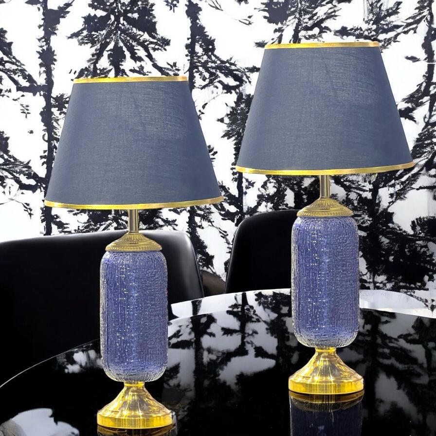 Lamp pair with shade