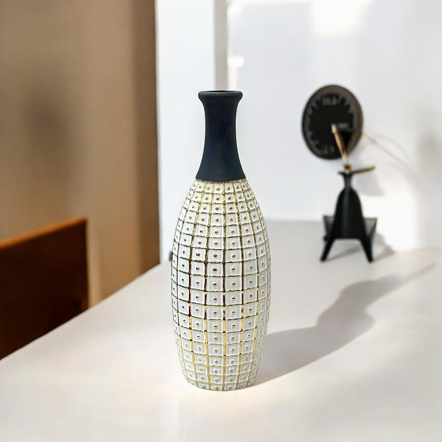 vase
