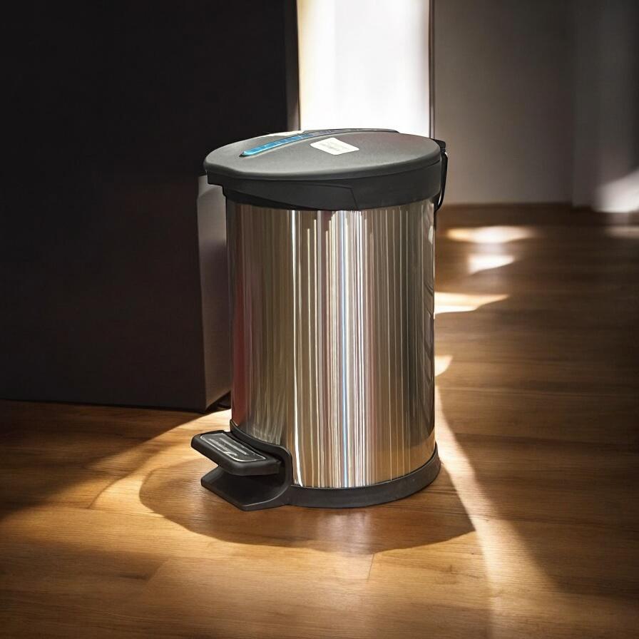 7-liter steel dustbin
