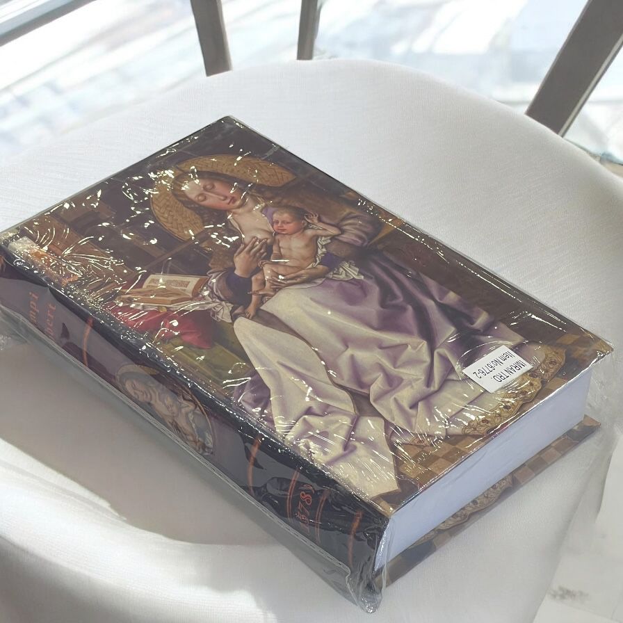 Dummy book
