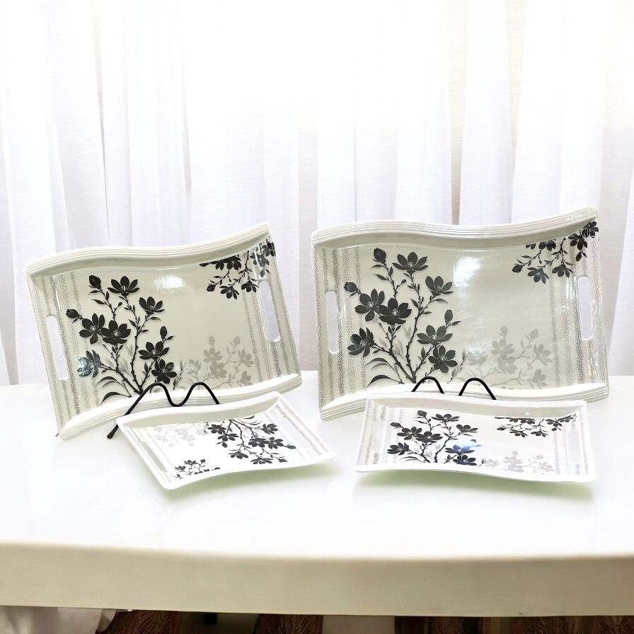 Plastic Tray Set 4 pcs