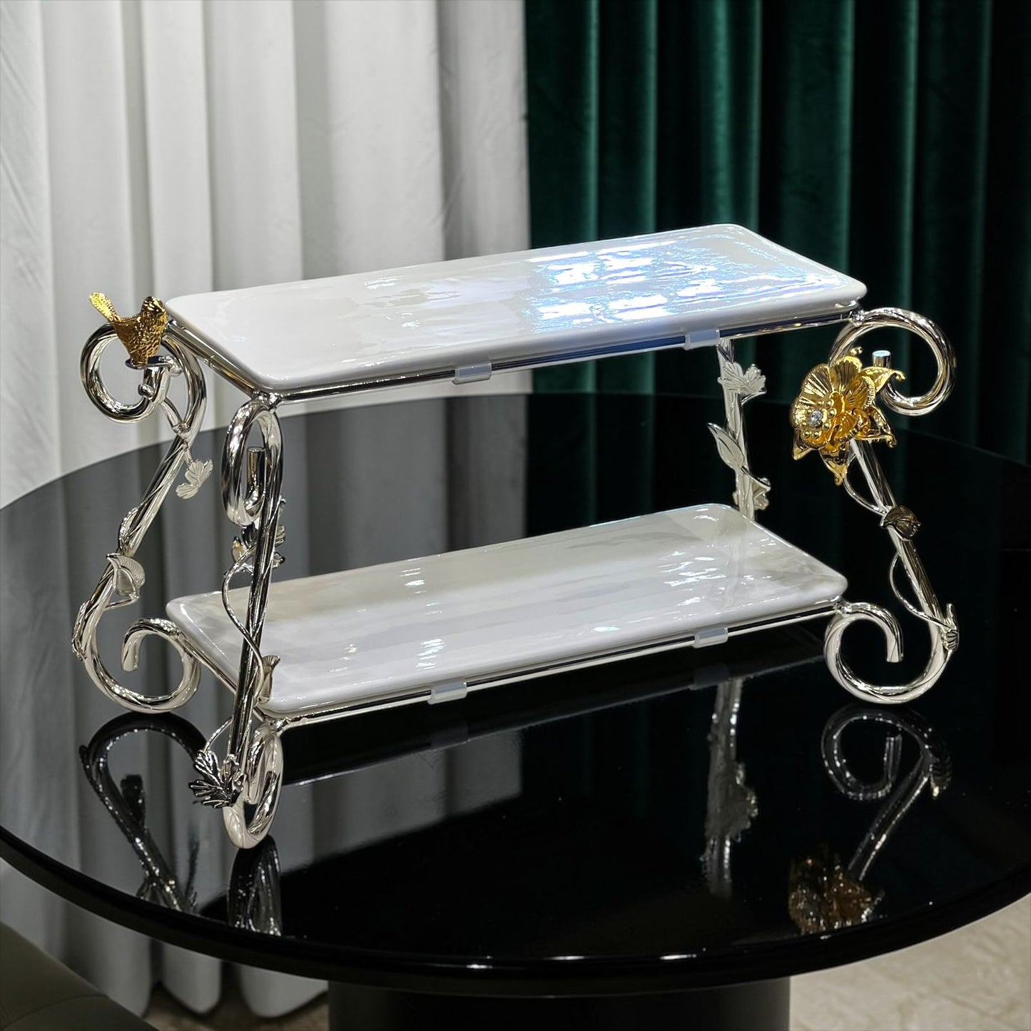 2-Tier Pastry Dish