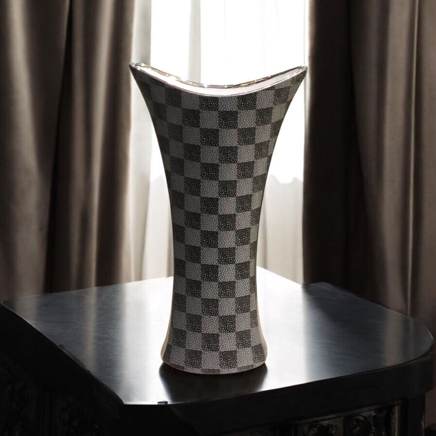 Vase (Large)