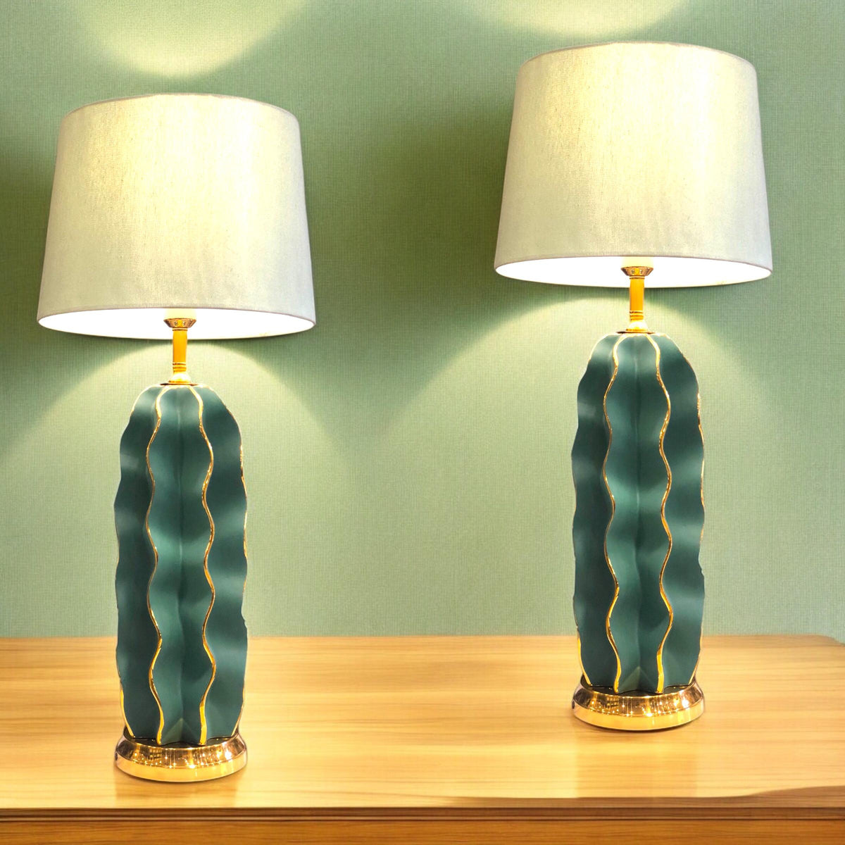 Lamps Pair with Shade 
