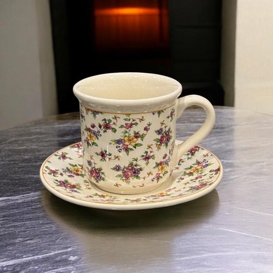 6 Cups and Saucers