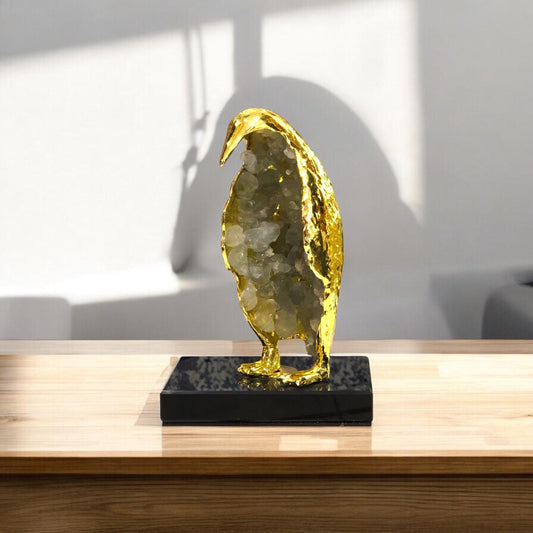 Penguin Statue (small)