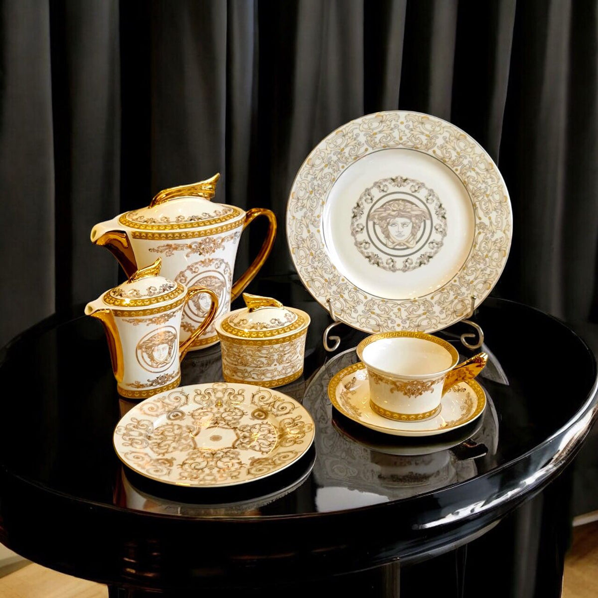 Medusa Gala versace tea set