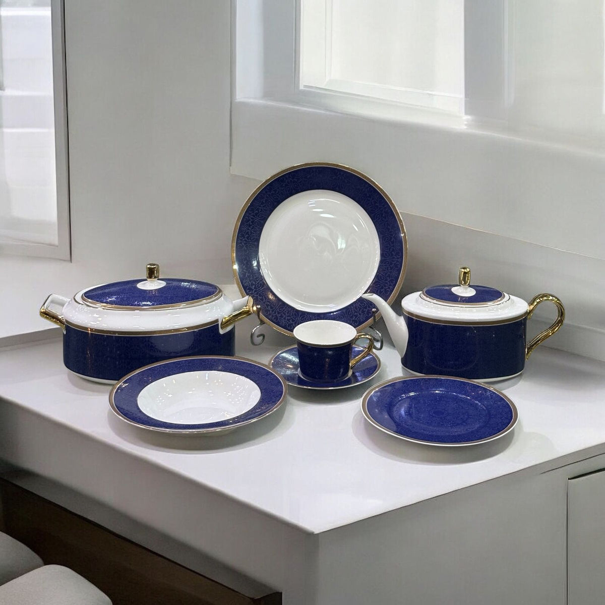 Noritake dinner set 61pcs