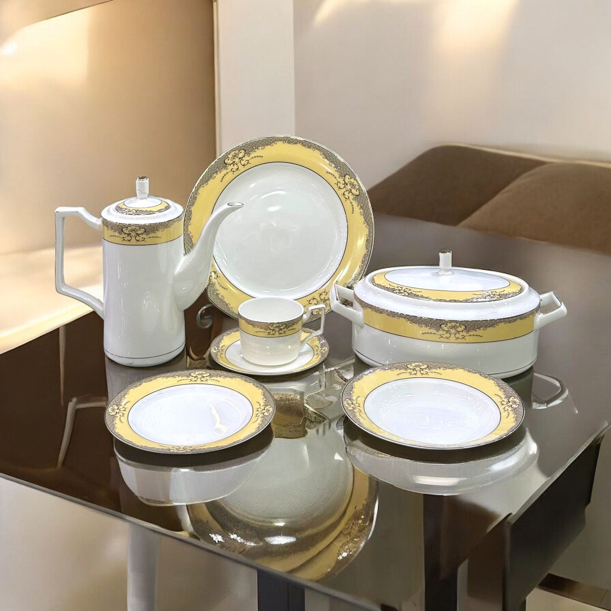 Noritake Dinner set 85pcs