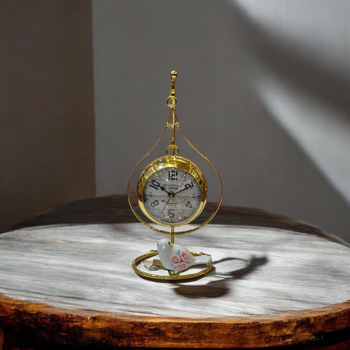 Table clock with sparrow