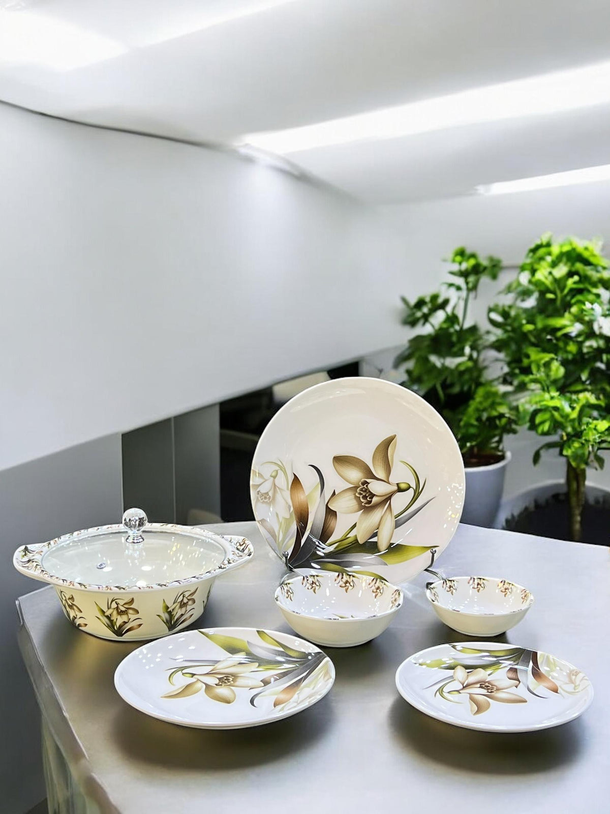 Melamine Dinner with glass lid (72) pcs