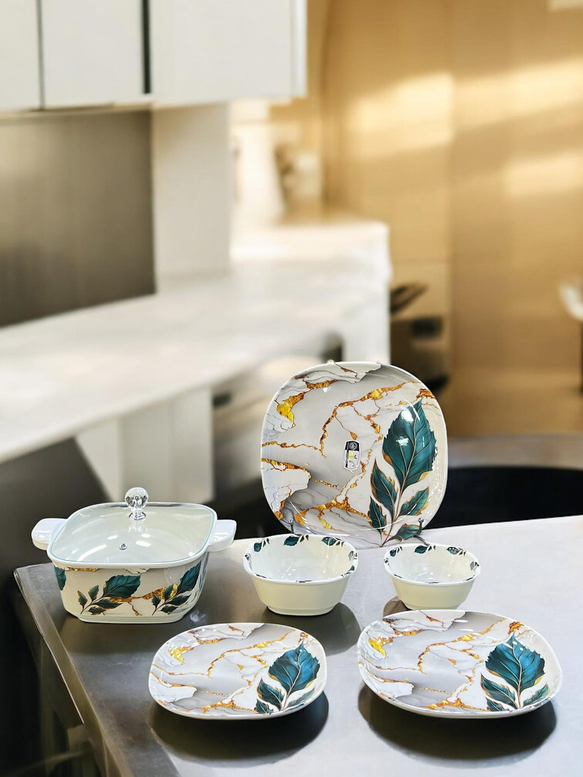 Melamine Dinner with glass lid (72) pcs