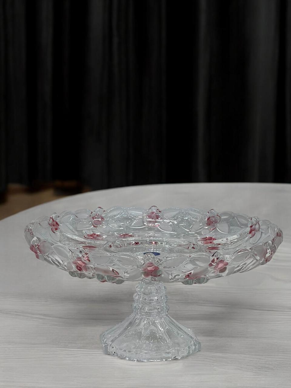 Glass cake dish