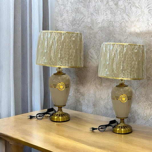 Lamps pair with shade