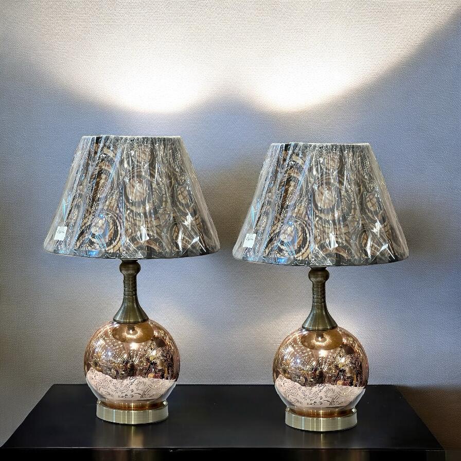 Glass lamp pair with shade