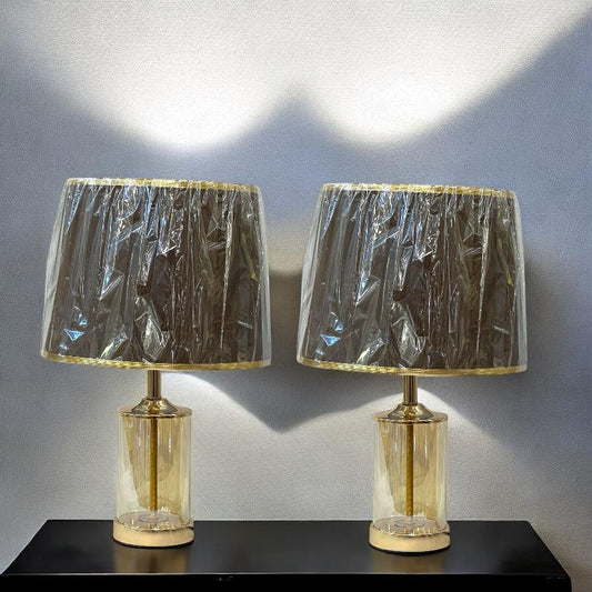 Glass lamp with shade