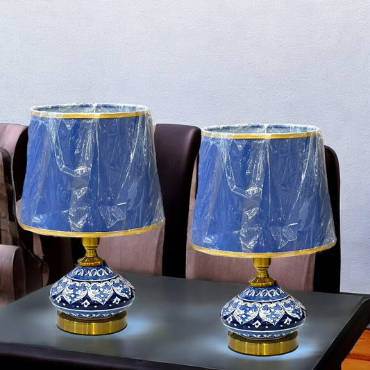 Lamp pair with shade