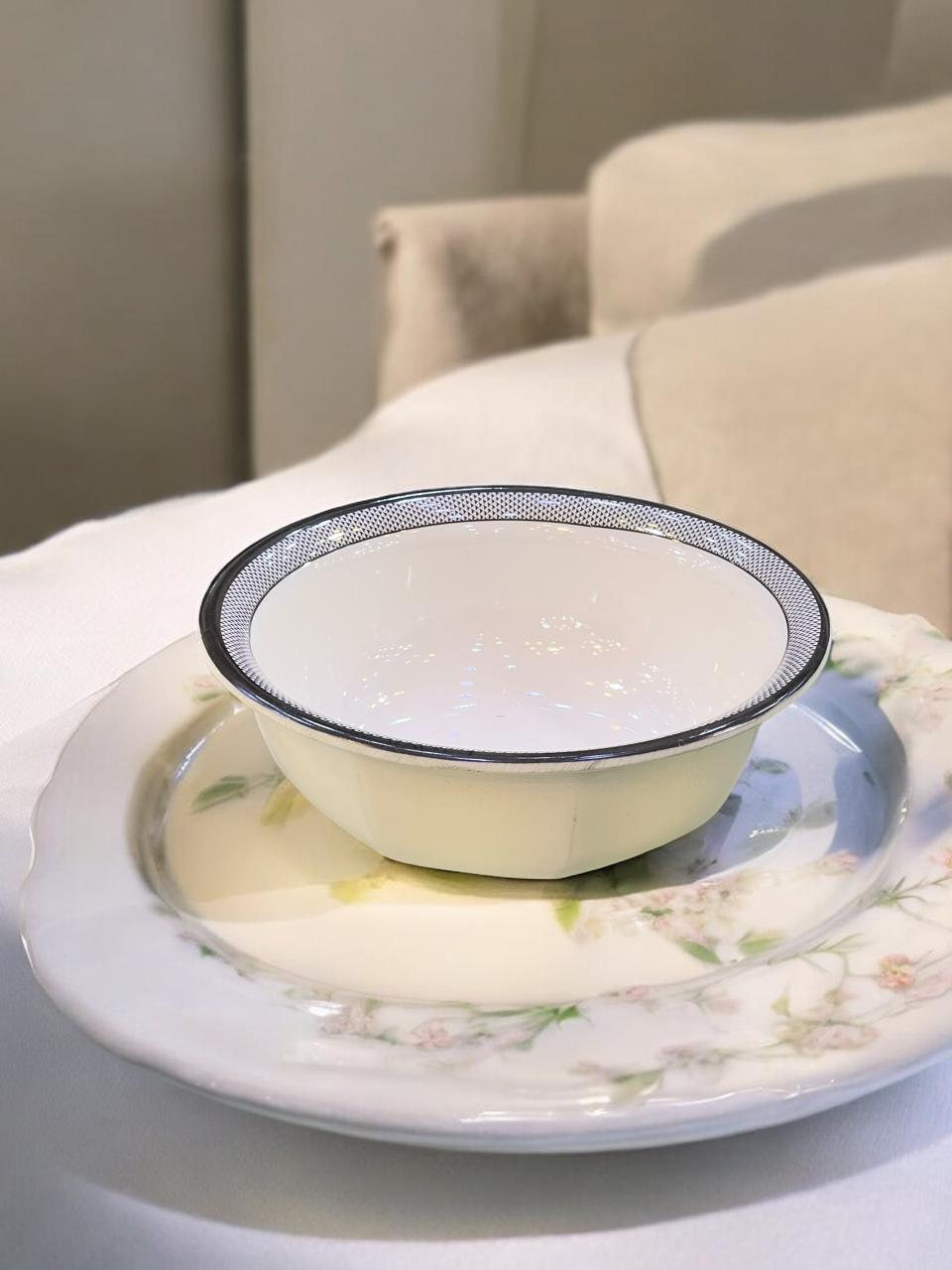 Plastic bowl