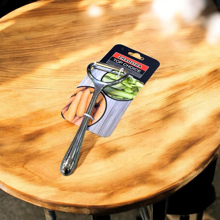 vegetable peeler