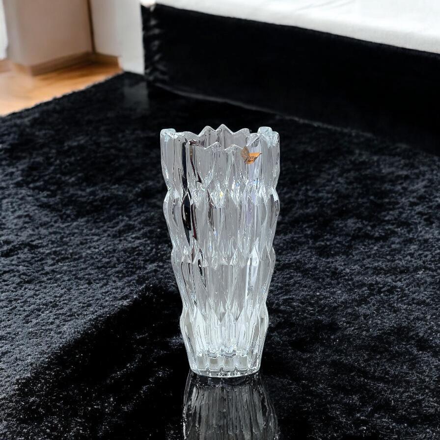 Glass vase