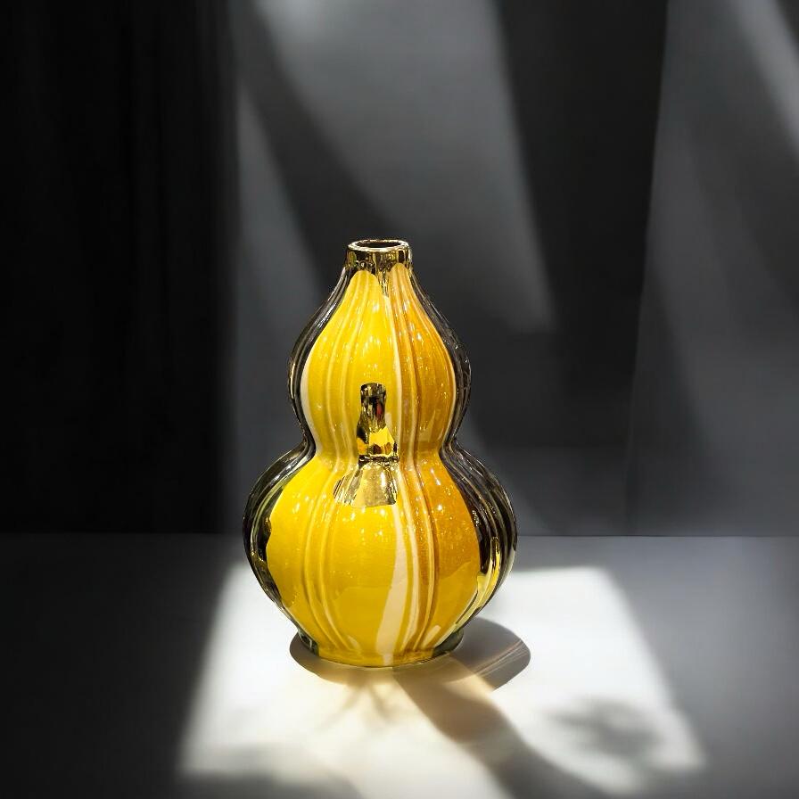 Vase (small)