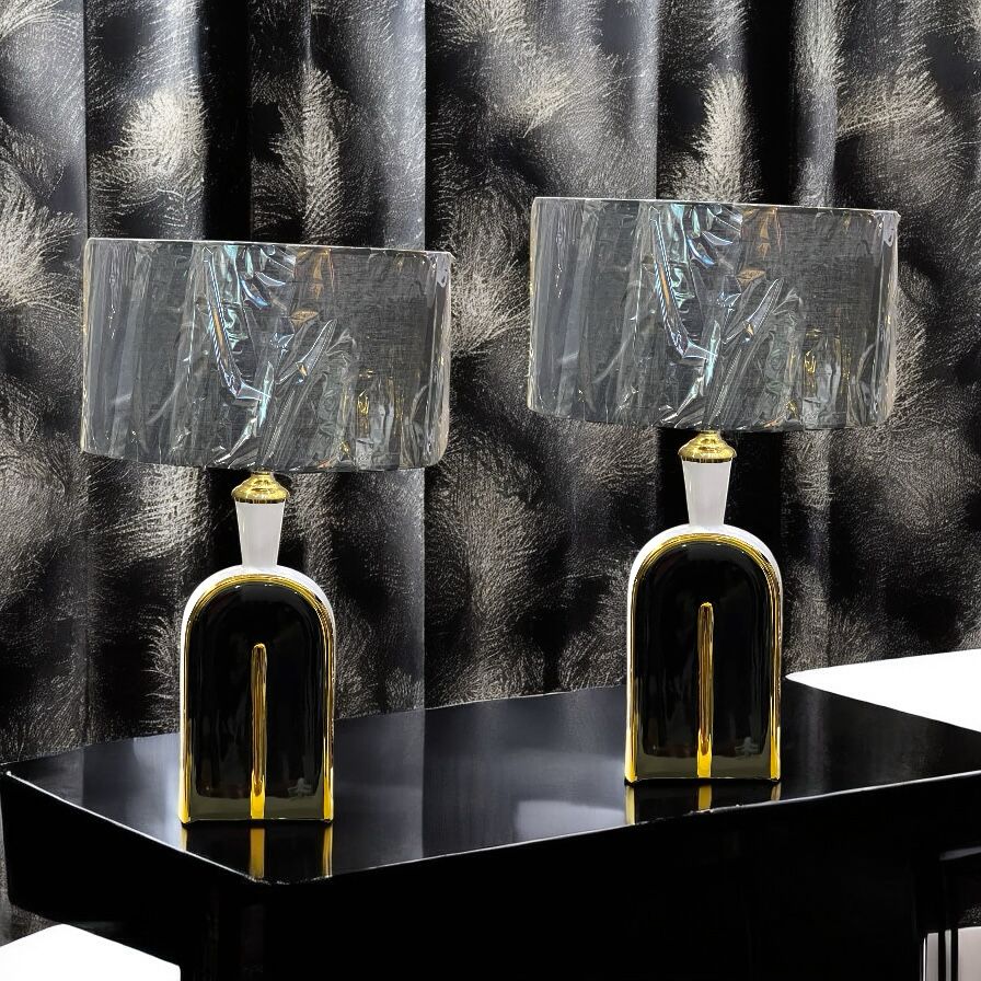 Lamps pair with shade