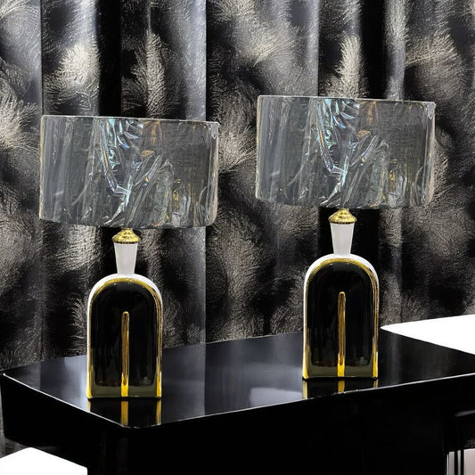 Lamps pair with shade