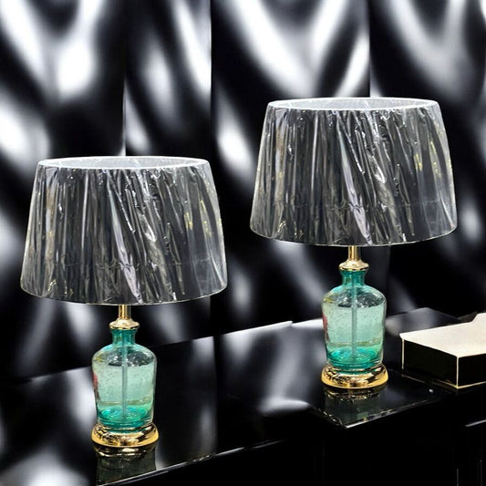 Lamps pair with shade
