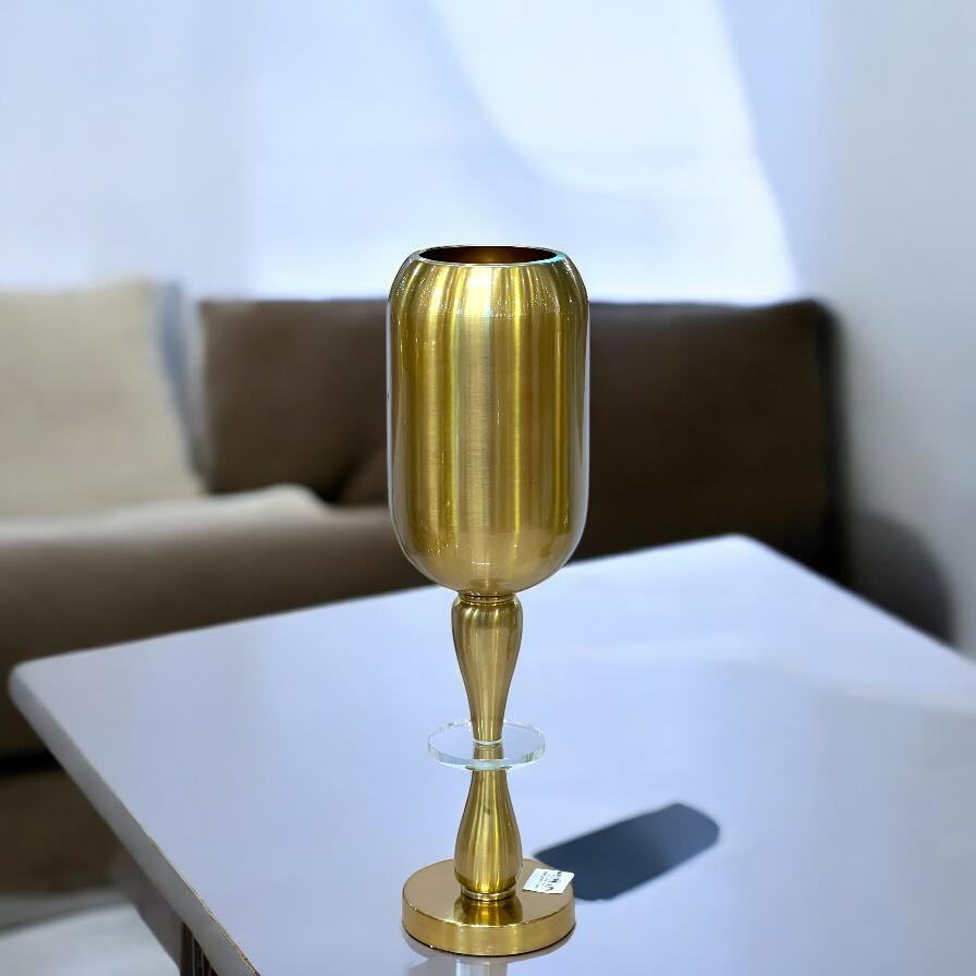 Metal vase (large)