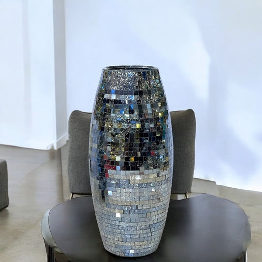 Elegent vase