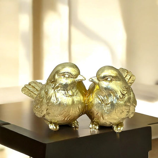 Sparrow statue
