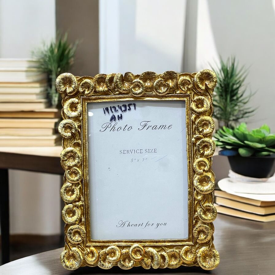 Resin photo frame (large)