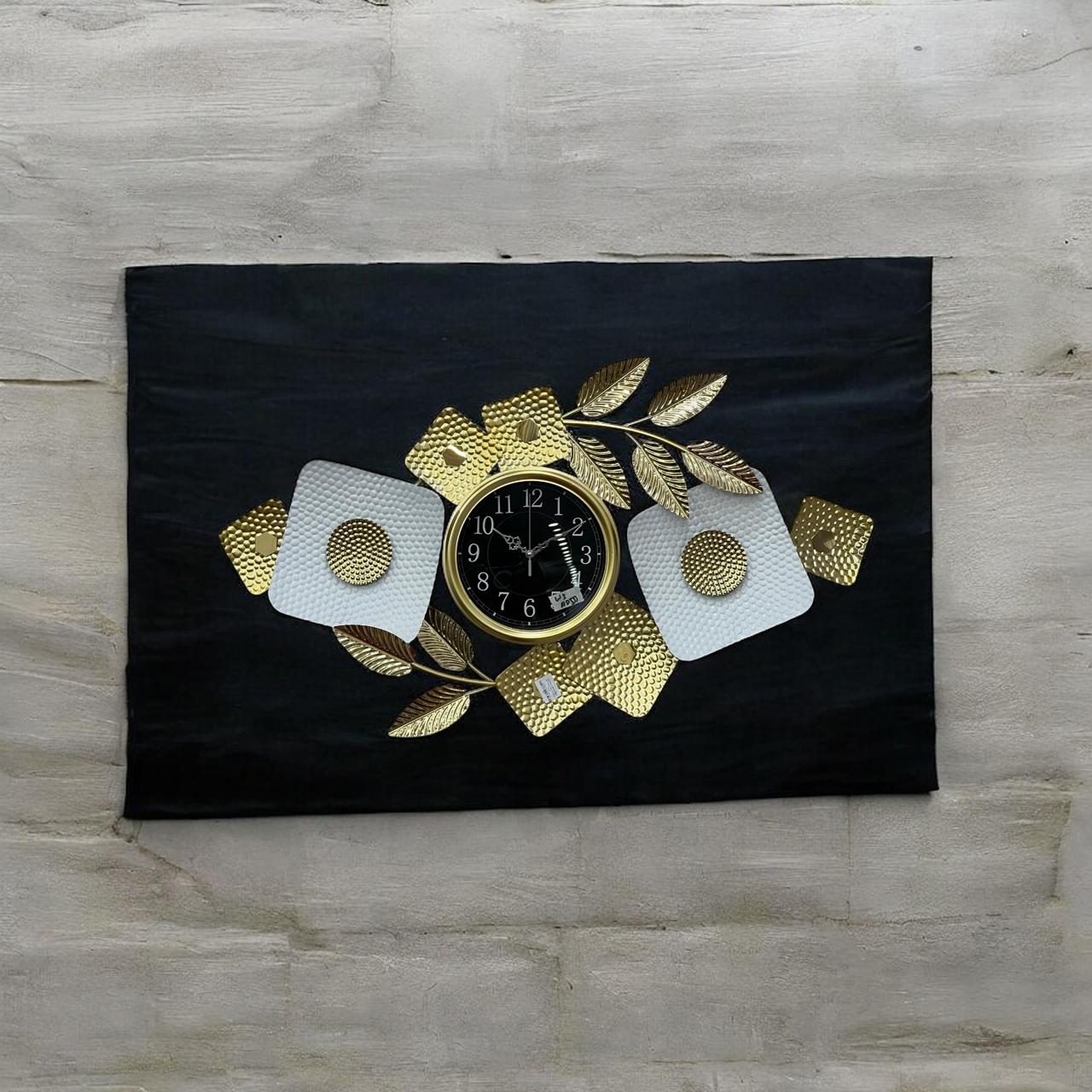 wall hanging with clock metal décor