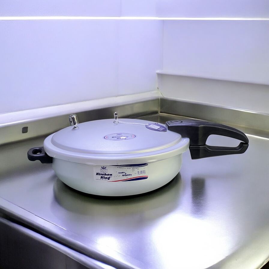 Kitchen king 9-Ltr Cooker