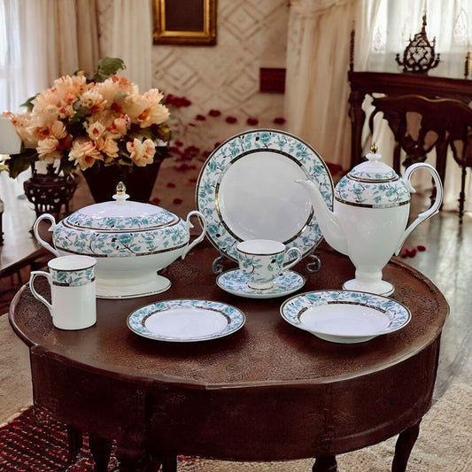 Noritake Dinner Set 8 Servings 71 pcs