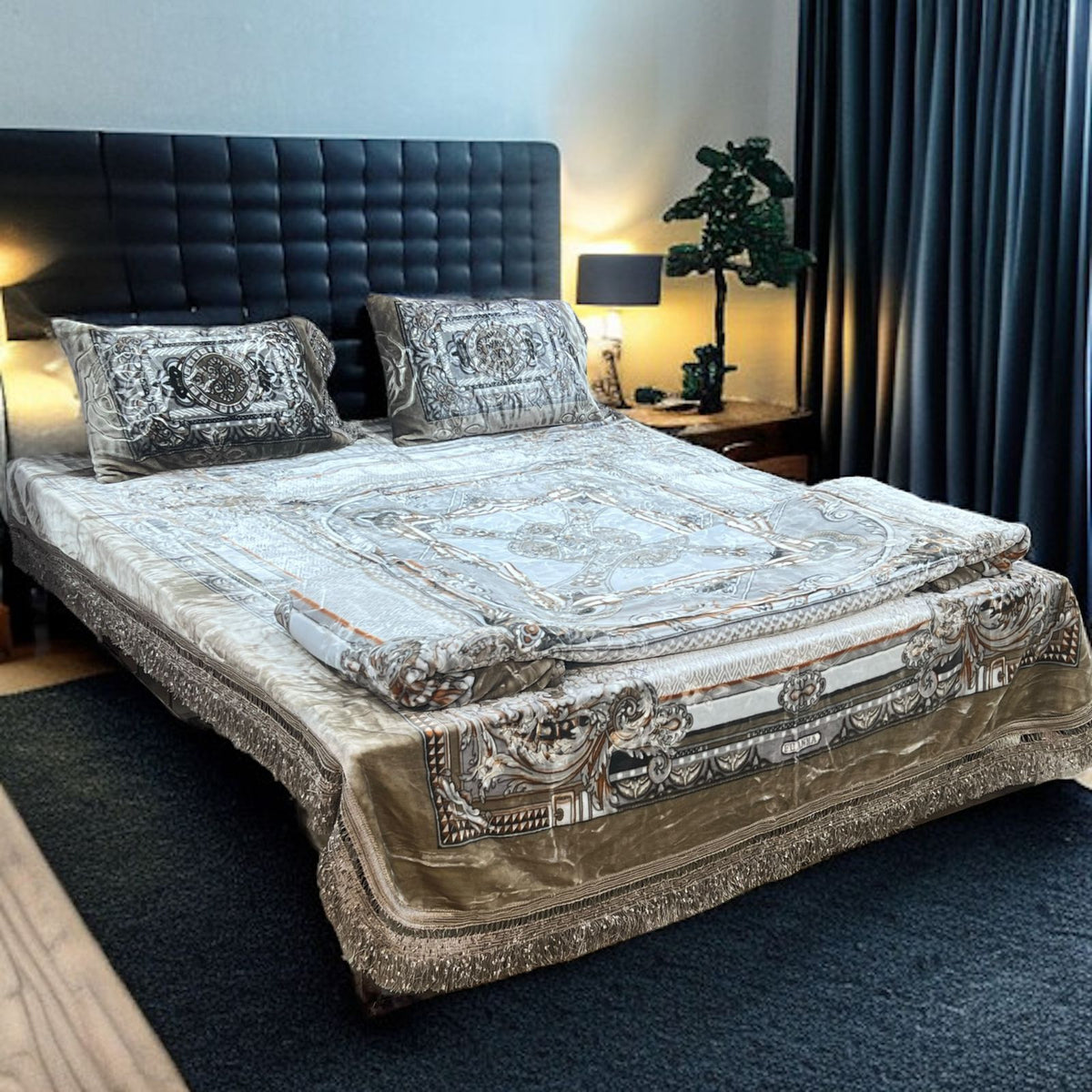 Dollar 4-pcs Blanket Set