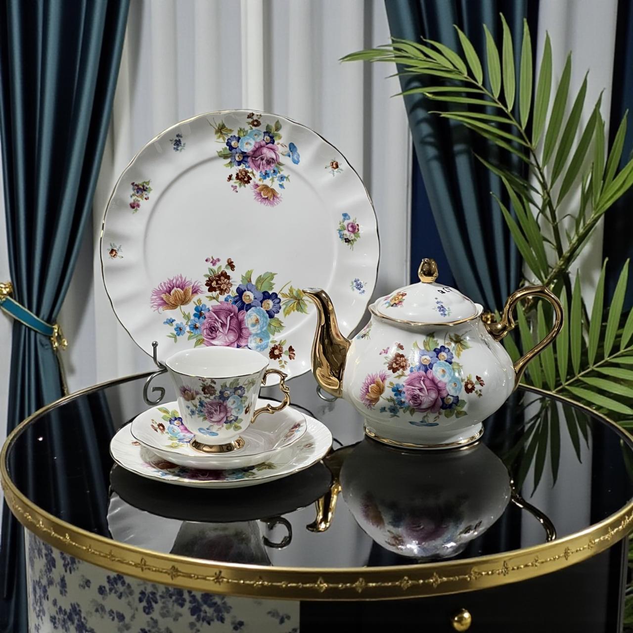 Royal Albert 24-Piece Tea Set
