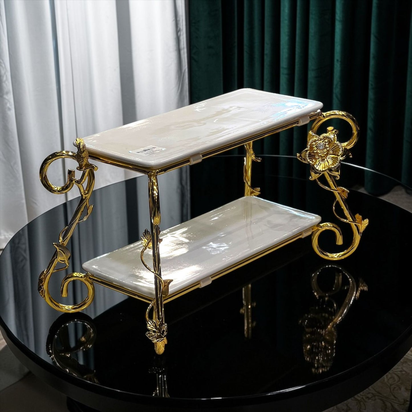 2 Tier Pastry Dish