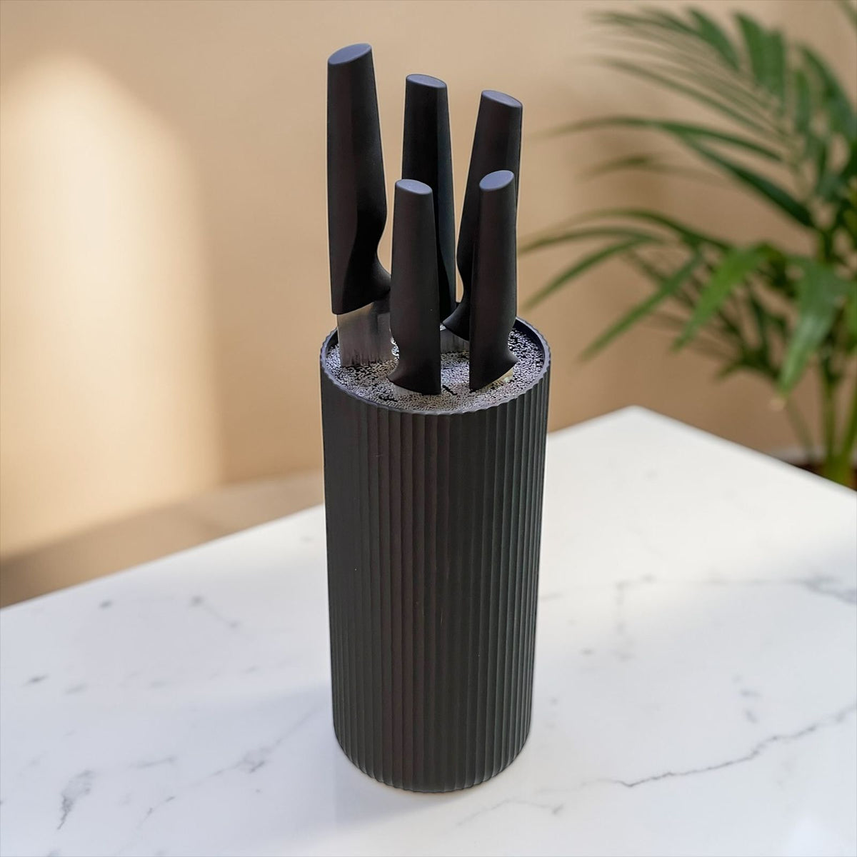 Danny Homes Knife Set