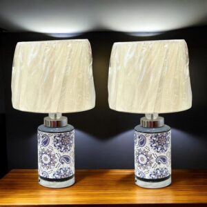 Lamp pair with shade
