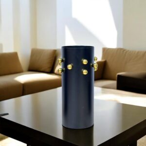 Metal vase (large)