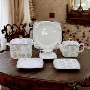 One More Dinner Set 8 servings