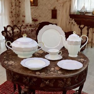 One More Dinner Set 8 servings